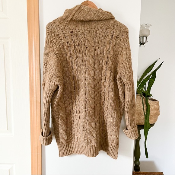 Wool Sweater - Picture 2 of 4